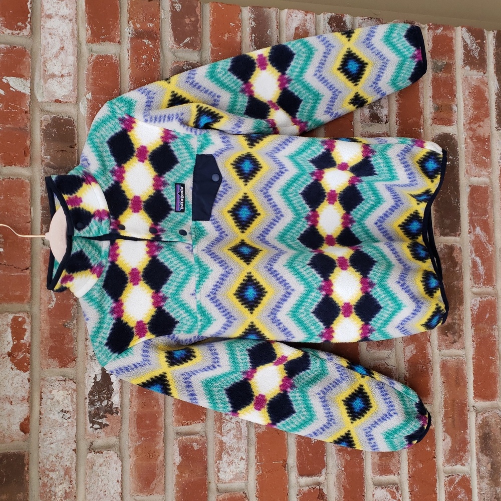 Patagonia Womens Snychilla Aztec Fleece Snap Button Sweater Size XXS Sustainable
